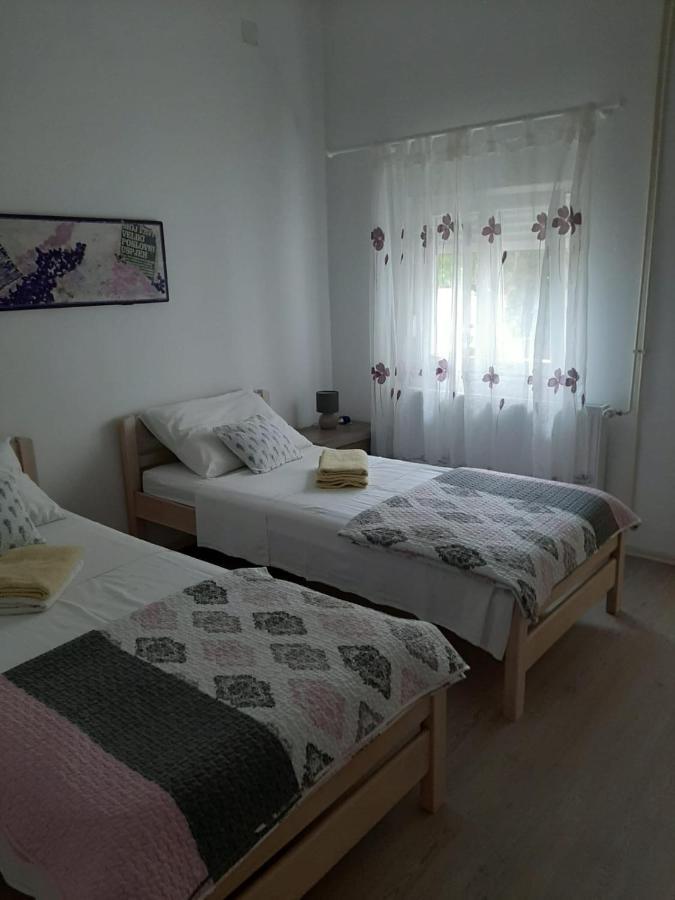 Apartment Maslina Biograd Na Moru Luaran gambar