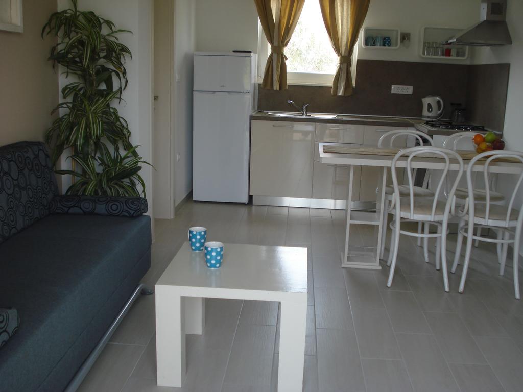 Apartment Maslina Biograd Na Moru Luaran gambar