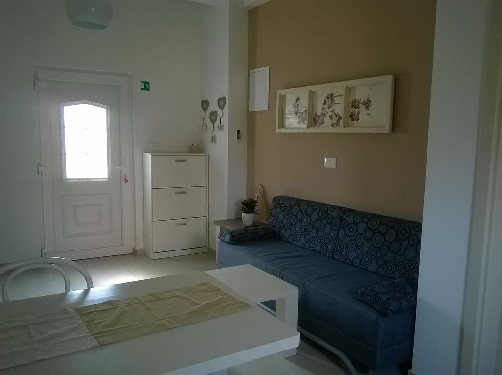Apartment Maslina Biograd Na Moru Luaran gambar